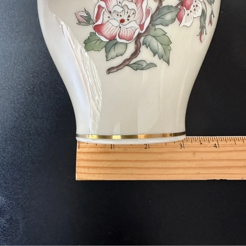 Lenox Serenade Medium Vase white, pink & green birds flowers vintage collectible